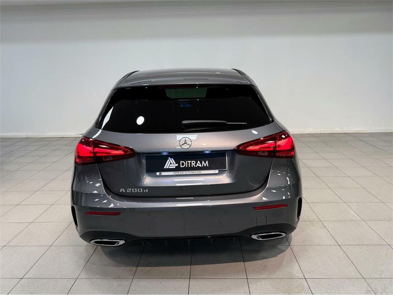 mercedes clase a 2025 / foto grande (3)