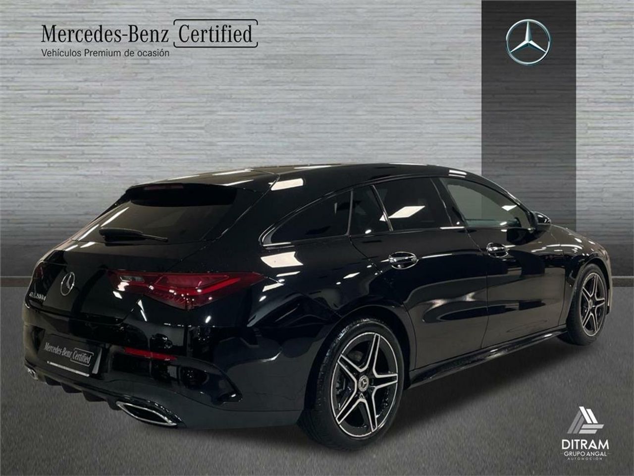 mercedes cla 2024 / foto grande (3)