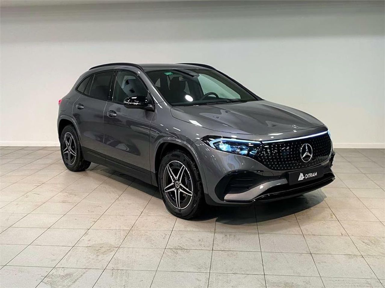 mercedes eqa 2025 /