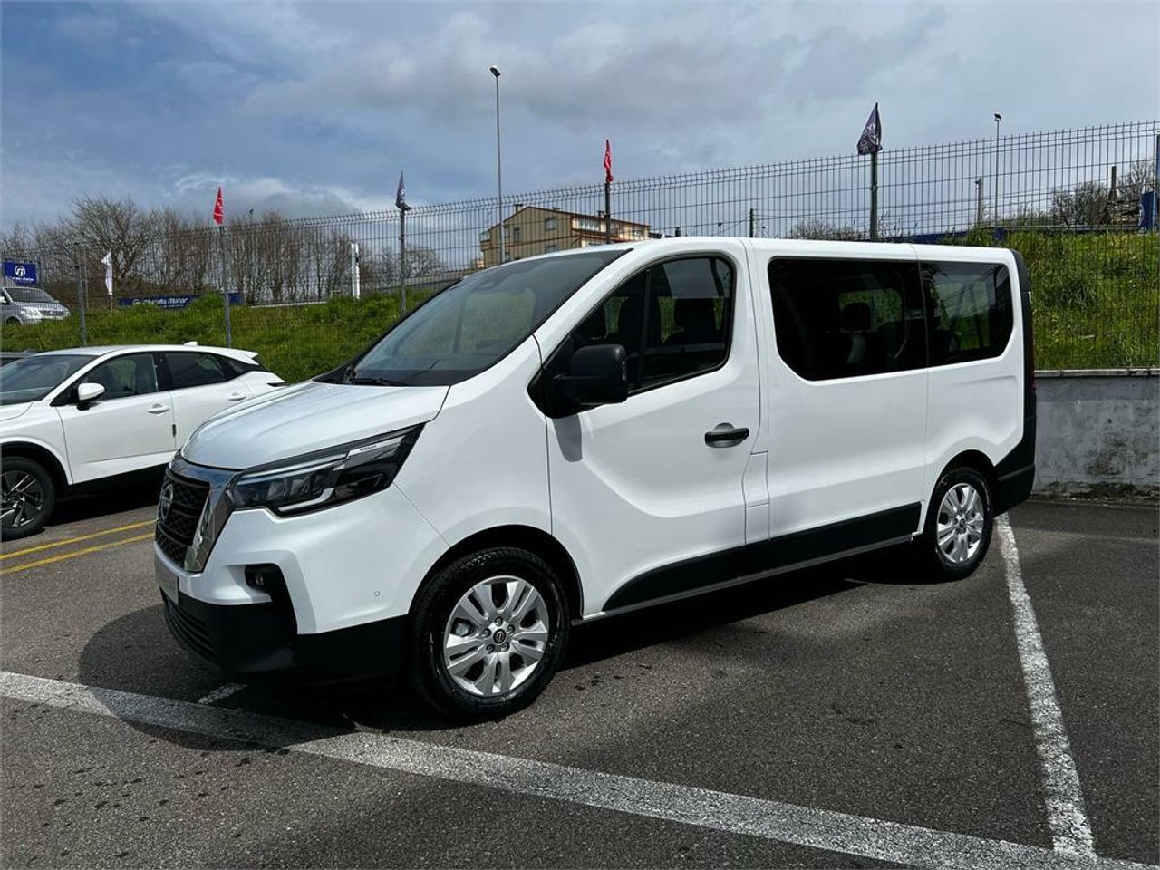 nissan primastar 2025 / foto grande (2)