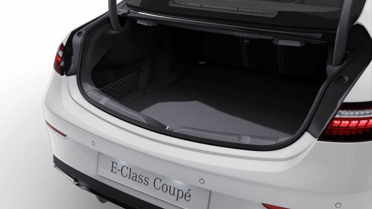 mercedes clase e 2023 / foto grande (3)
