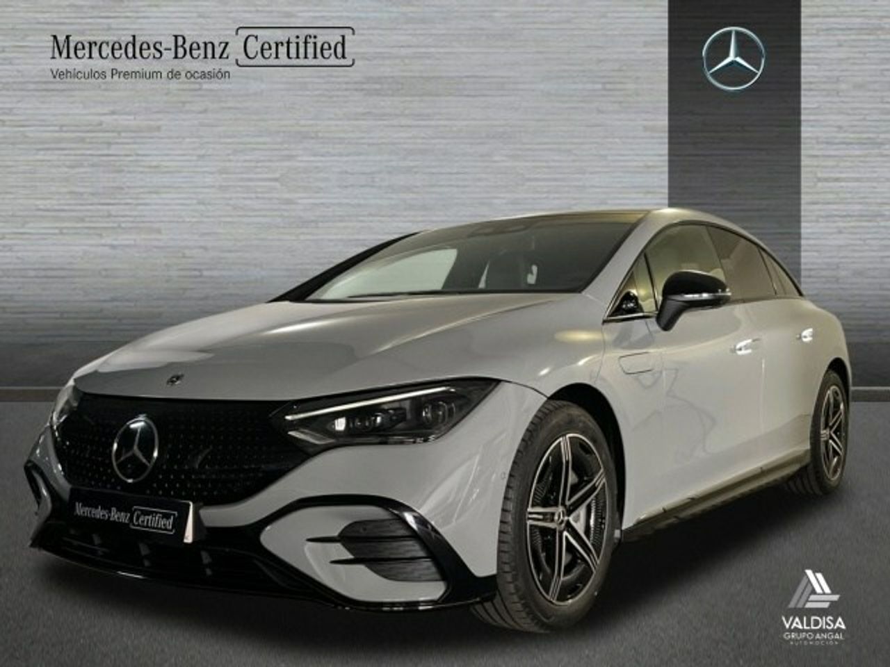 mercedes eqe 2023 /