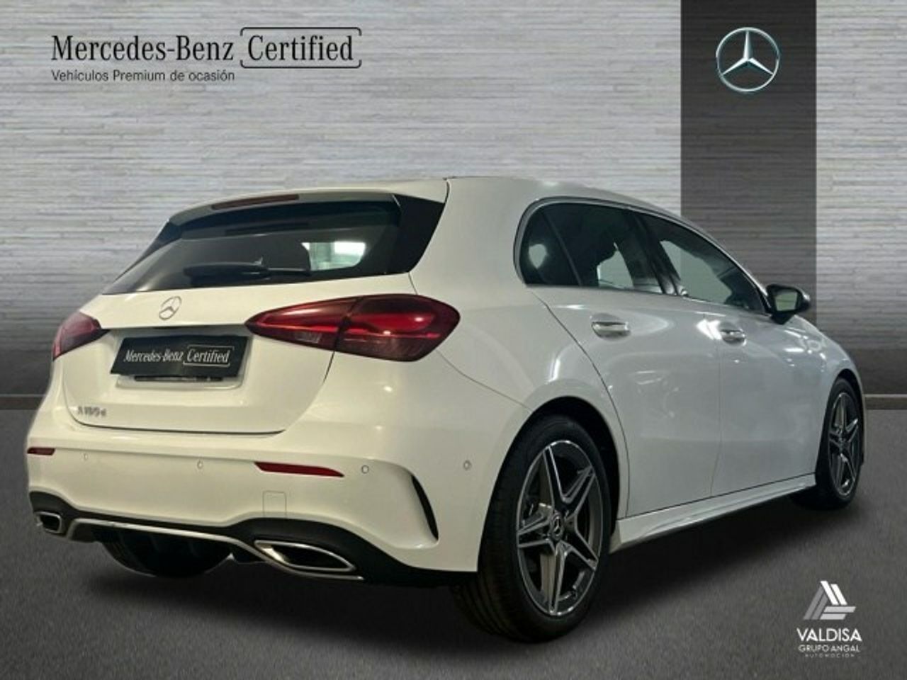 Mercedes Clase A 180 d Compacto - Foto 2