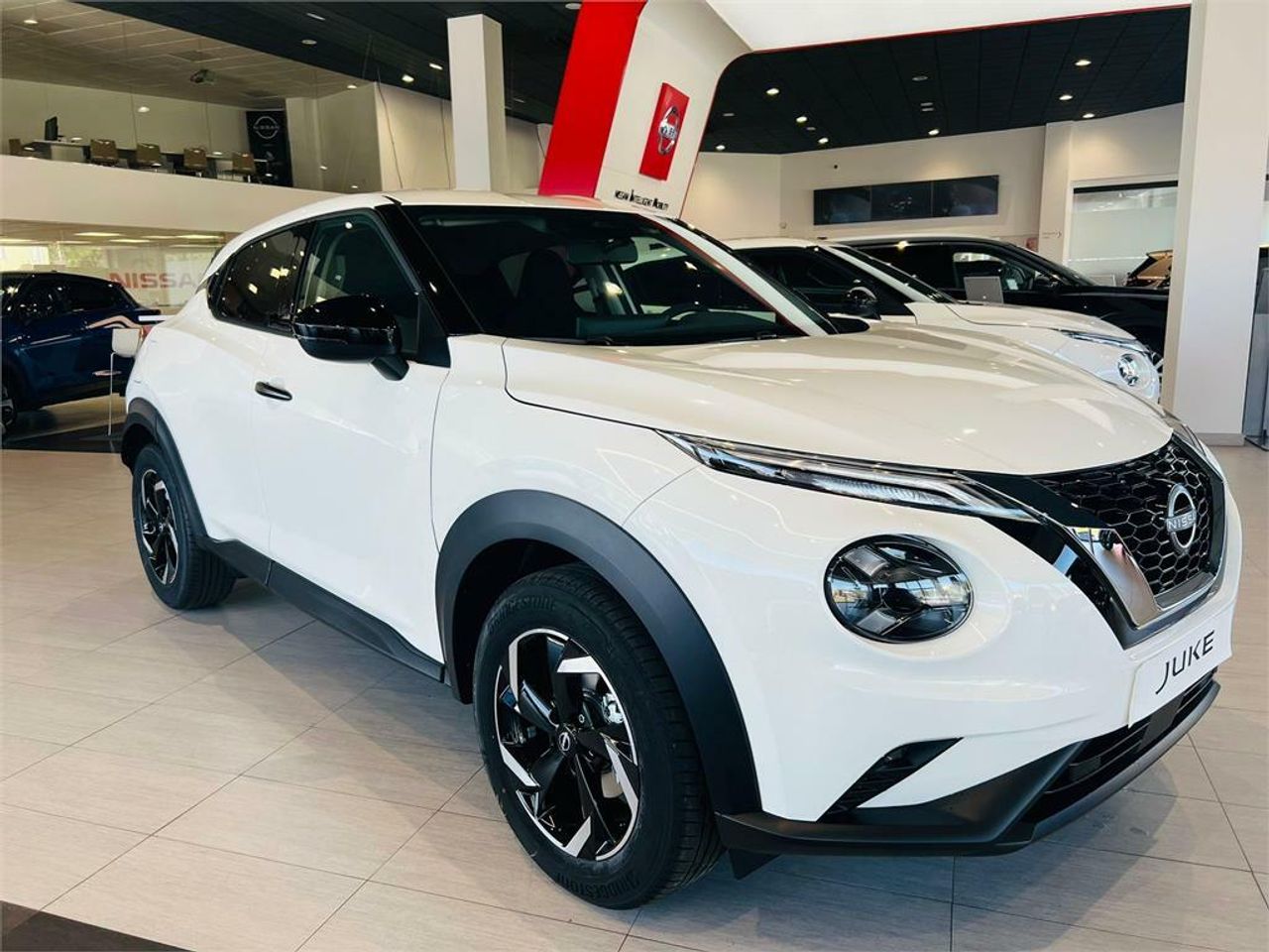 Nissan Juke DIG-T 84 kW (114 CV) 6M/T Acenta - Foto 2