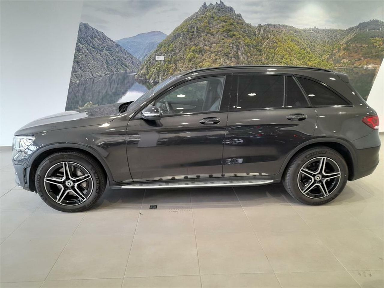 Mercedes GLC 300 d 4MATIC - Foto 2