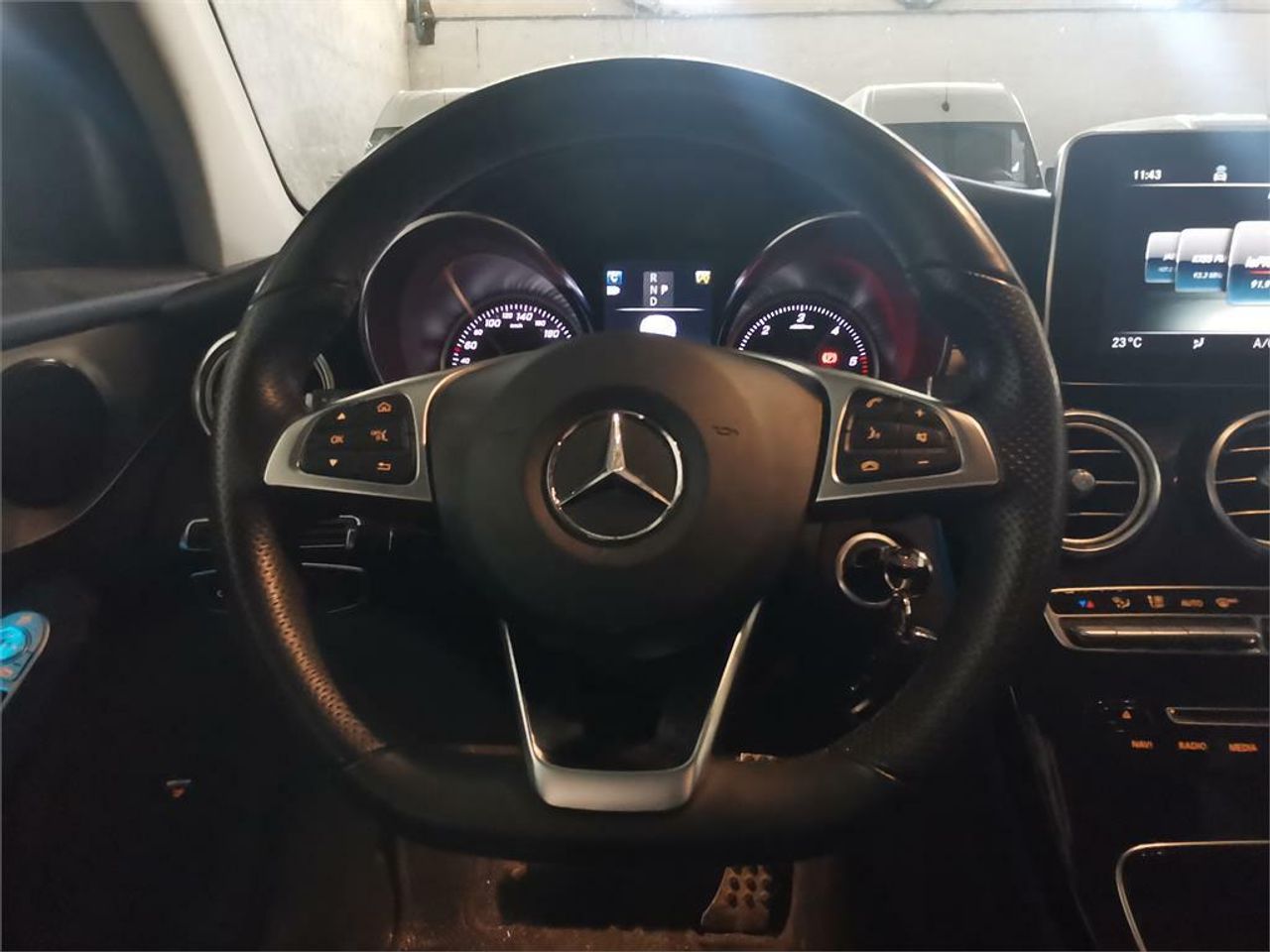 Mercedes GLC 220 d 4MATIC - Foto 2