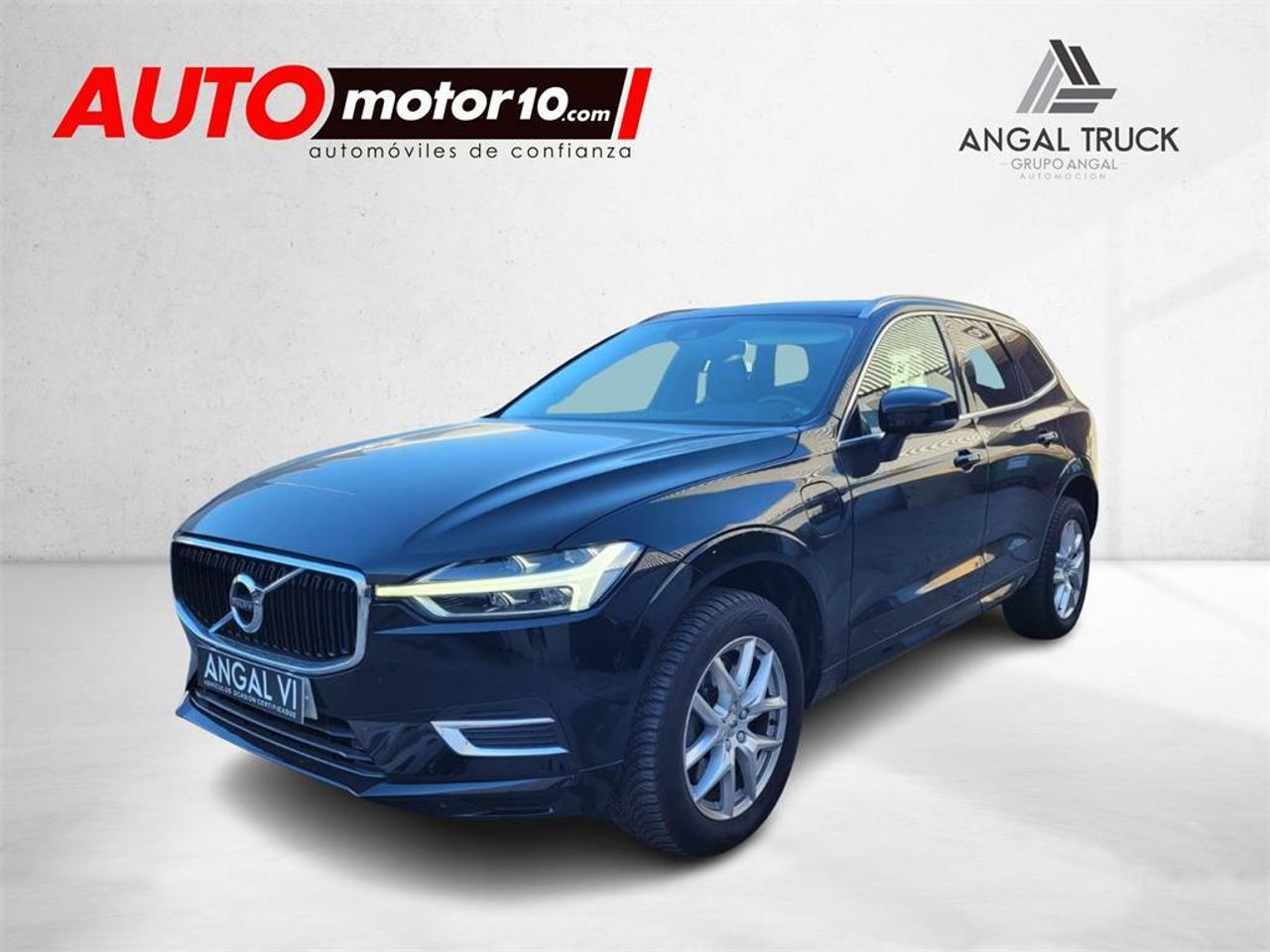 Volvo XC-60 2.0 T8 AWD Momentum Auto - Foto 2