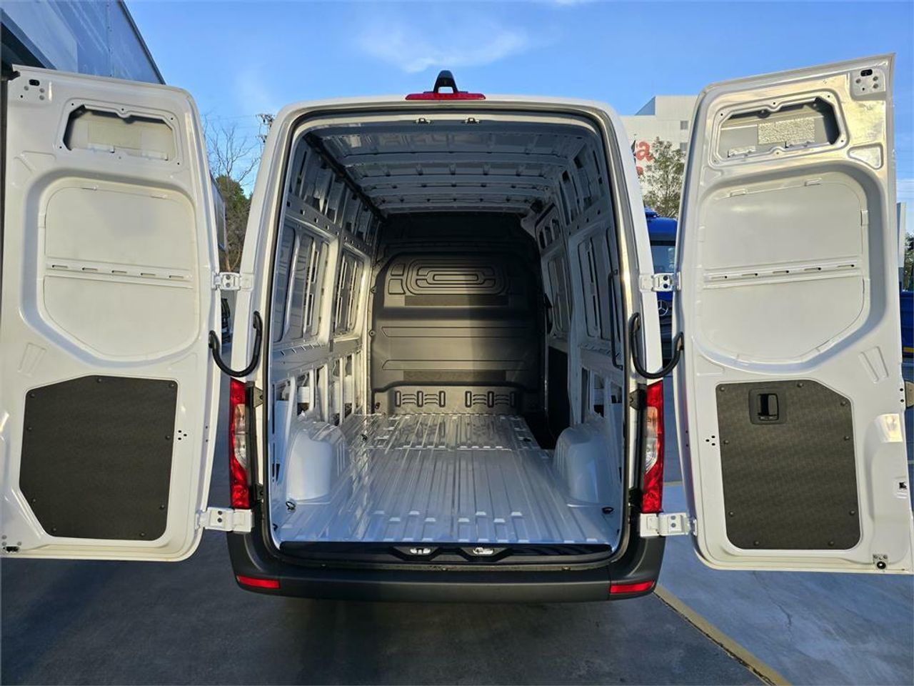 Mercedes Sprinter 311 CDI MEDIO PRO - Foto 2