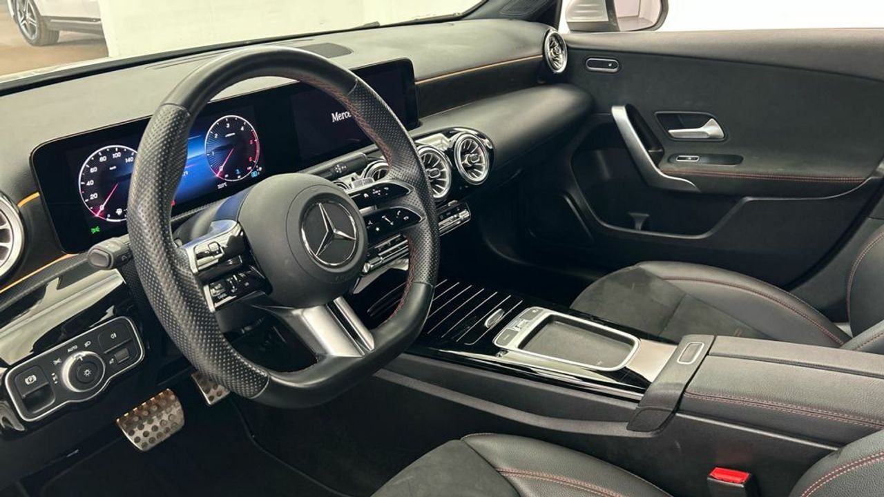 Mercedes Clase A 200 d AMG Line (EURO 6d) - Foto 2