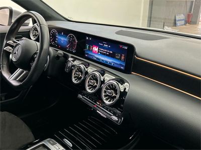 Mercedes Clase A 200 d AMG Line (EURO 6d)