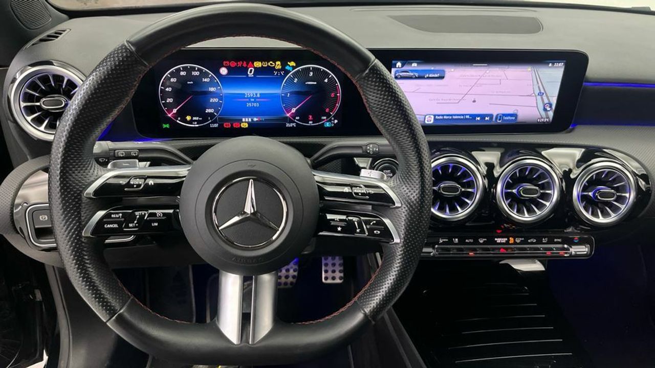 Mercedes Clase A 200 d AMG Line (EURO 6d) - Foto 2