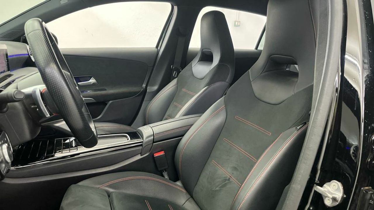 Mercedes Clase A 200 d AMG Line (EURO 6d) - Foto 2