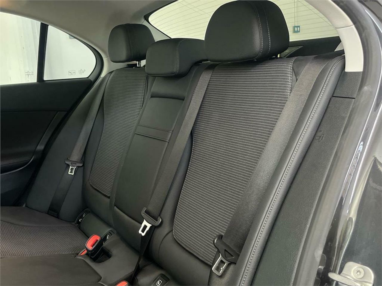 Mercedes Clase C 220 d Berlina - Foto 2