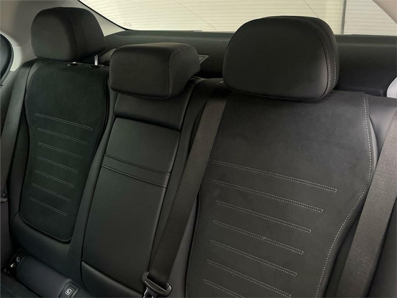 Mercedes Clase C 220 d Berlina - Foto 2