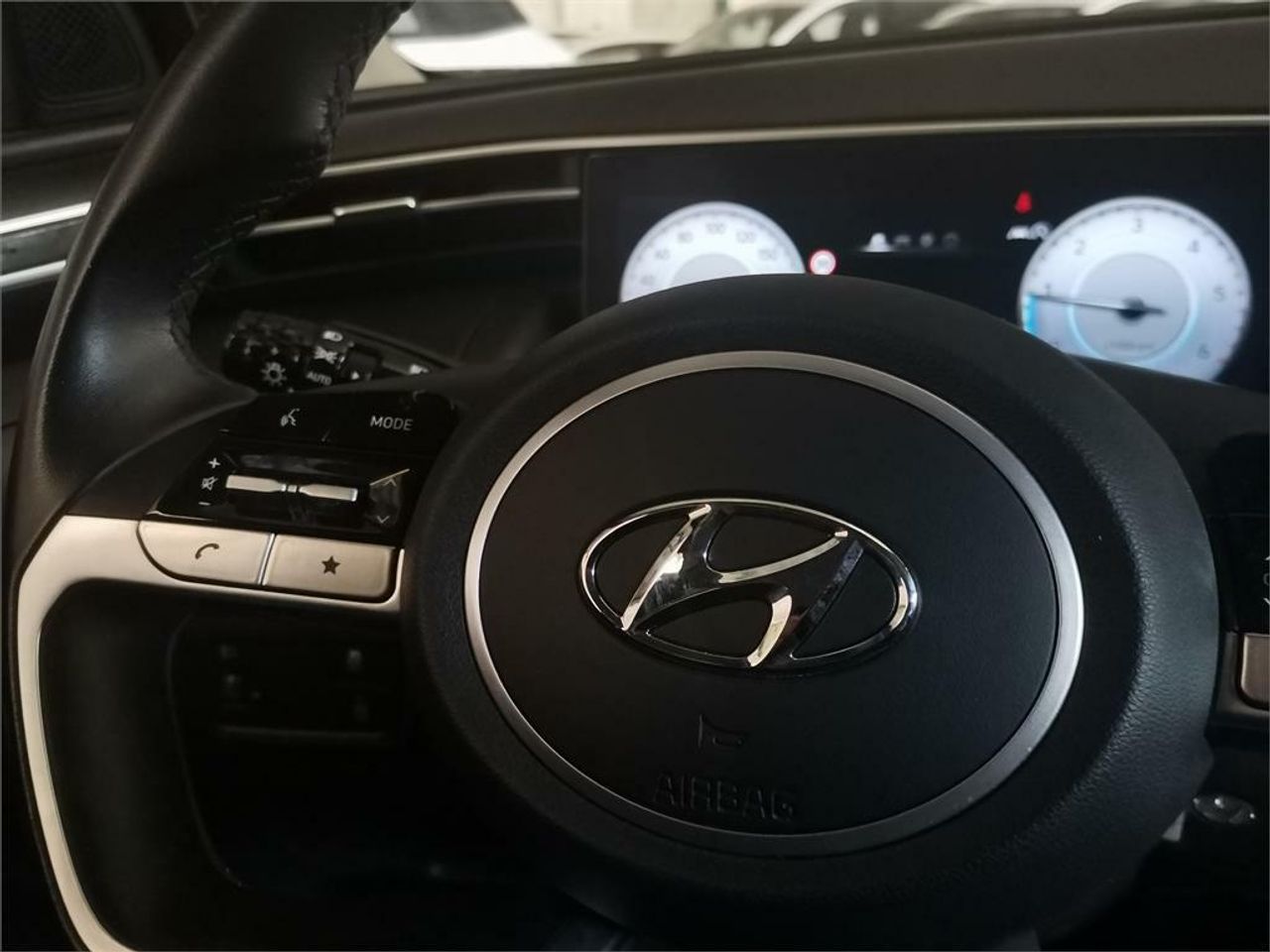 Hyundai Tucson 1.6 CRDI 85kW (115CV) Maxx - Foto 2