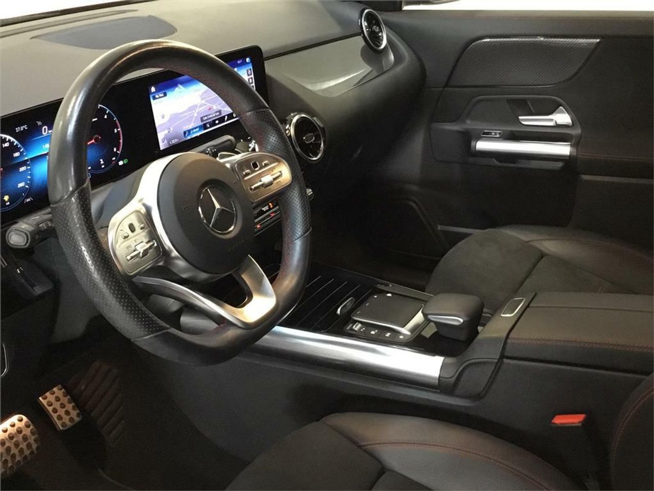 Mercedes GLA 200 D - Foto 2