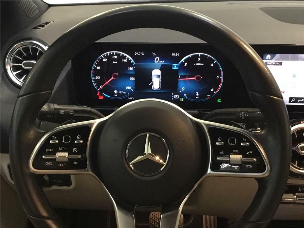 Mercedes GLA 200 D - Foto 2