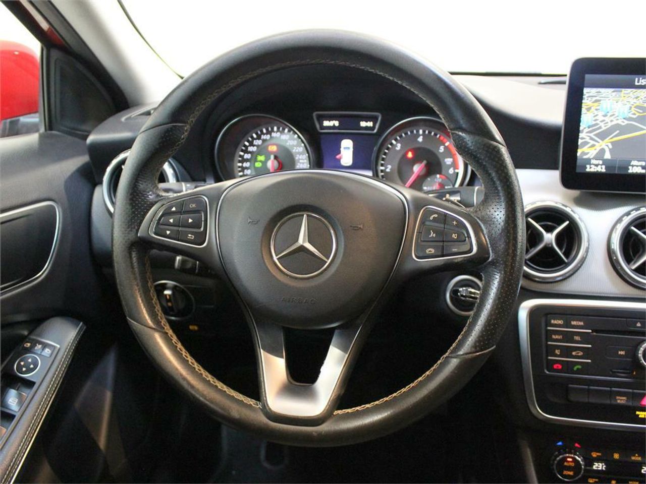 Mercedes GLA 200 d - Foto 2