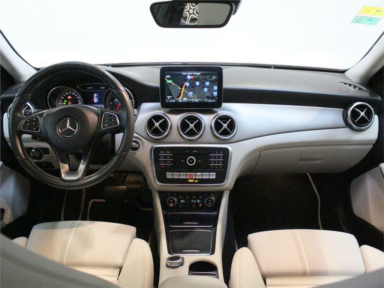 Mercedes GLA 200 d - Foto 2