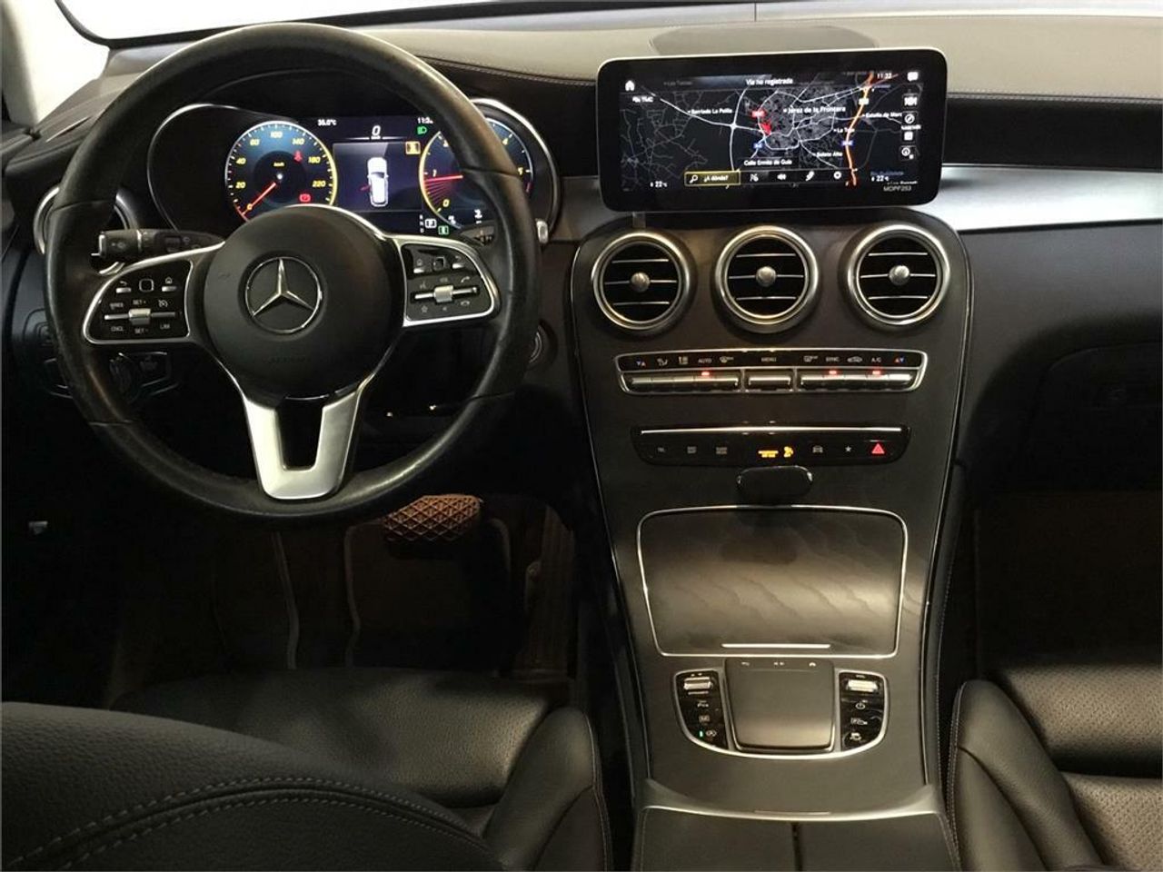 Mercedes GLC 200 d 4MATIC - Foto 2