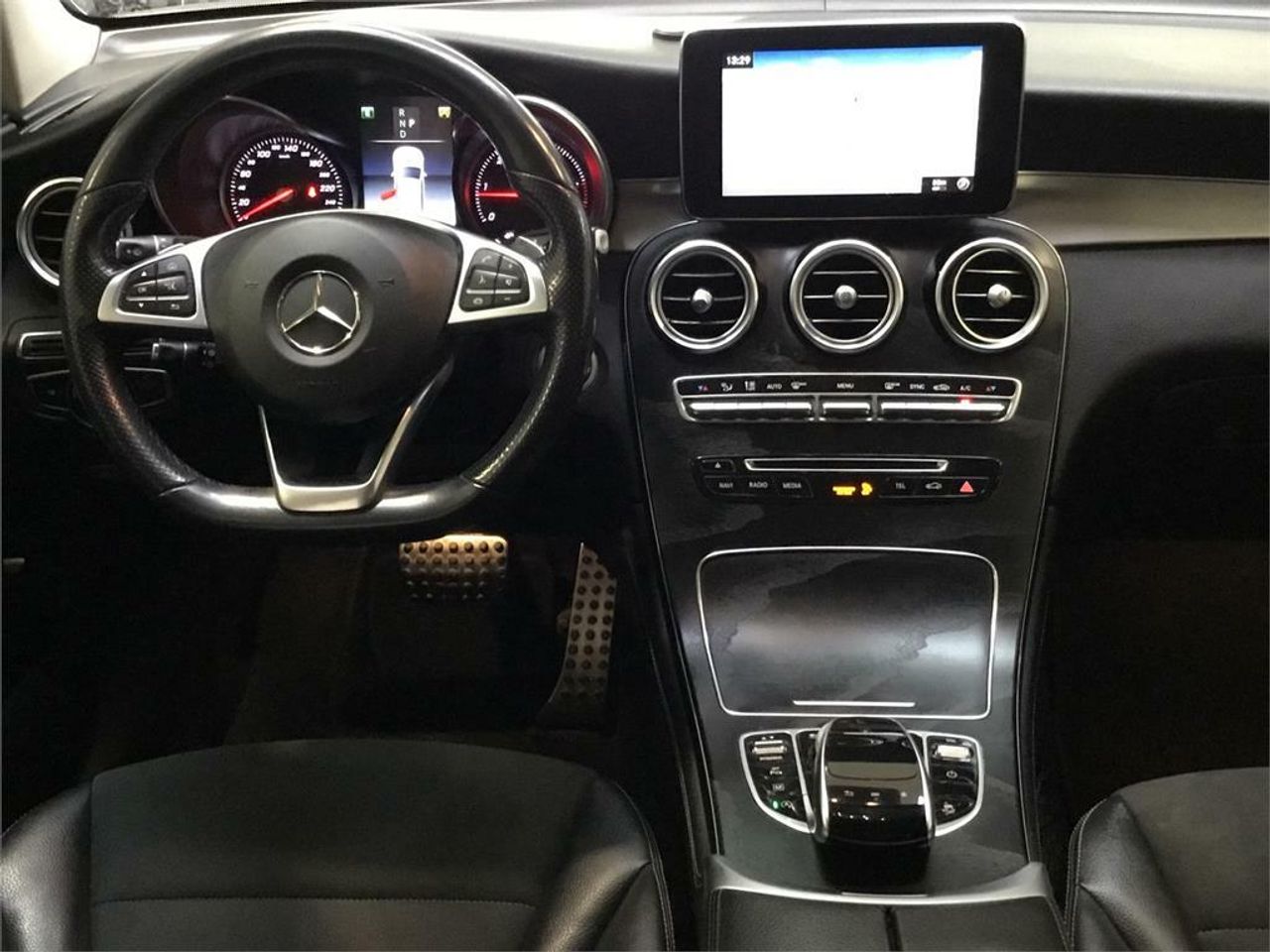 Mercedes GLC 220 d 4MATIC - Foto 2