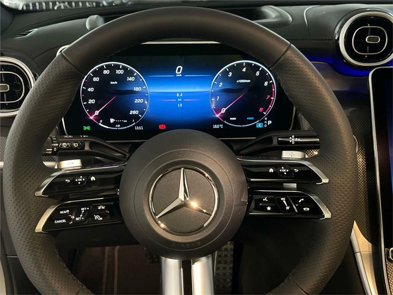 Mercedes GLC 200 4MATIC - Foto 2
