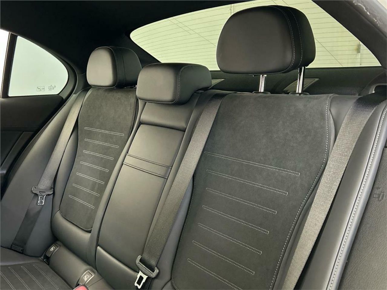 Mercedes Clase C 300 d e Berlina - Foto 2