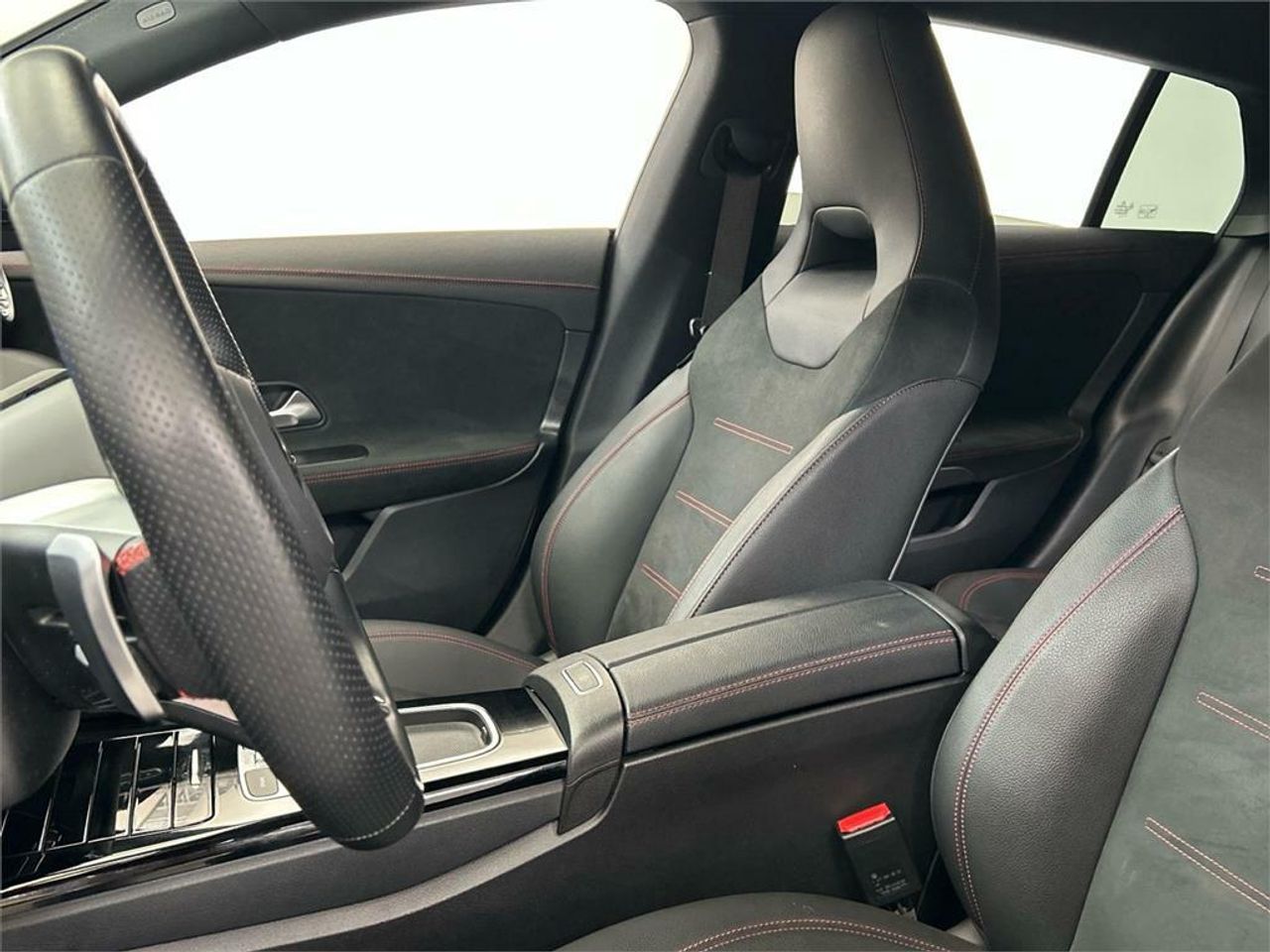 Mercedes CLA 200 d Shooting Brake - Foto 2