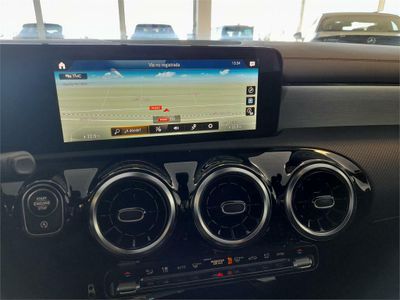 Mercedes CLA 200 D DCT Shooting Brake