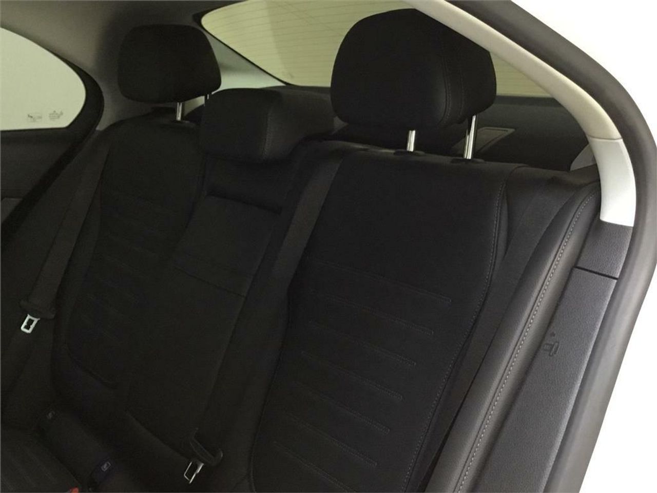Mercedes Clase C 220 d Berlina - Foto 2