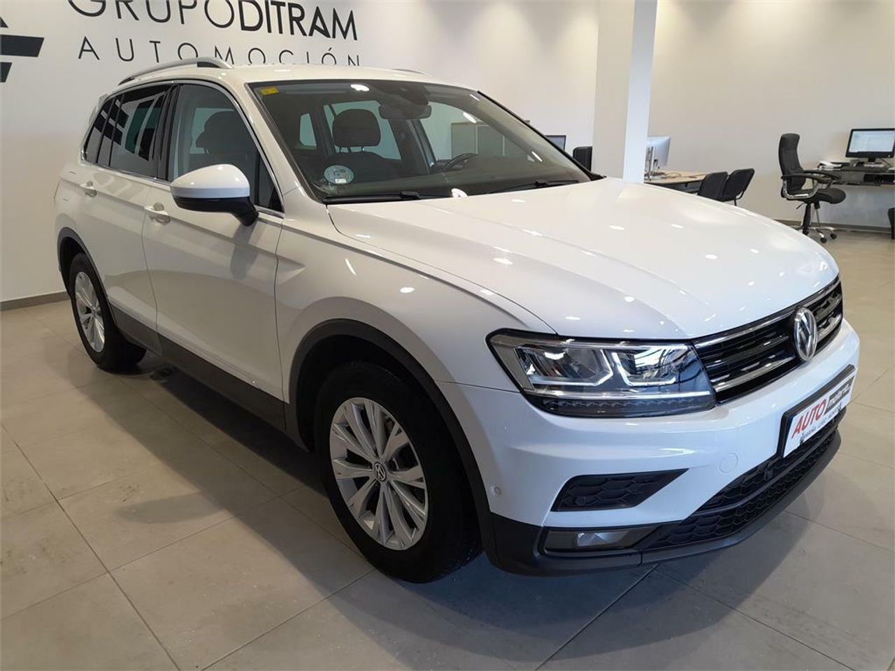 Volkswagen Tiguan Advance 2.0 TDI 110kW (150CV) DSG - Foto 2