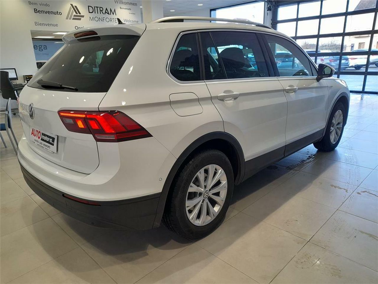 Volkswagen Tiguan Advance 2.0 TDI 110kW (150CV) DSG - Foto 2