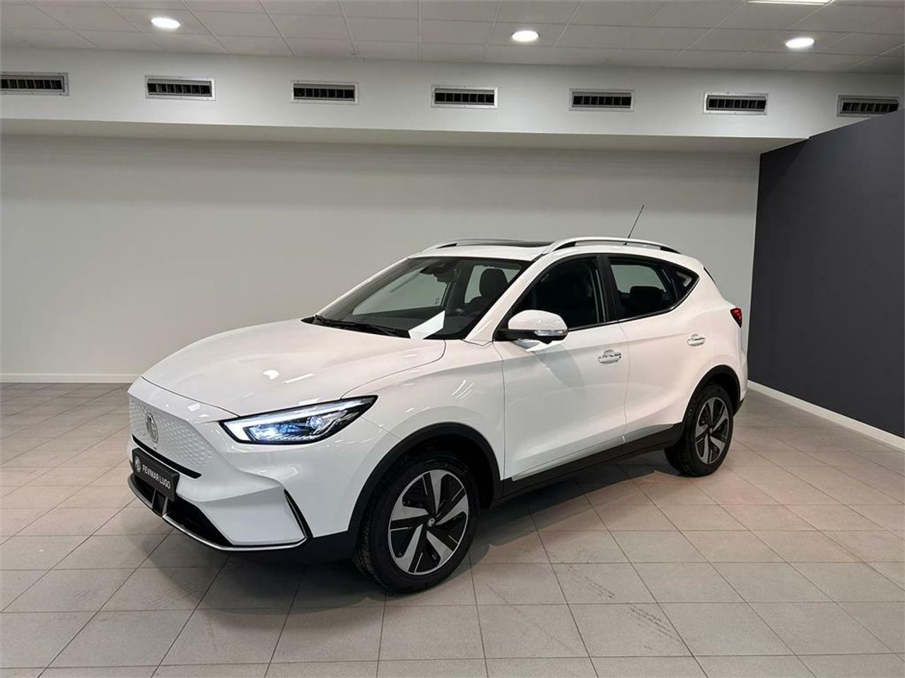 MG ZS EV Luxury Long Range OBC 11KW - Foto 2