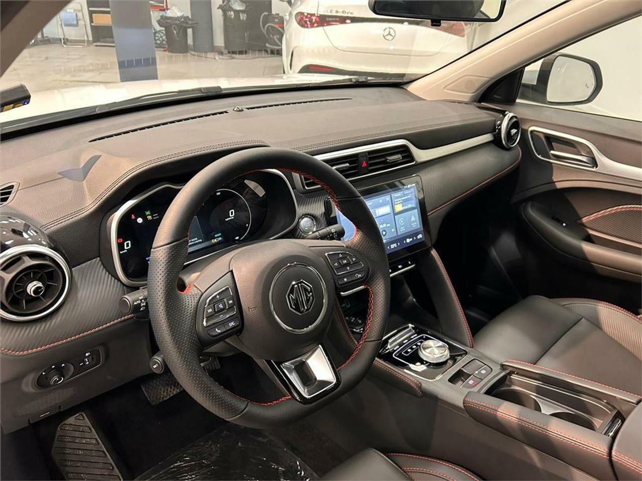 MG ZS EV Luxury Long Range OBC 11KW - Foto 2