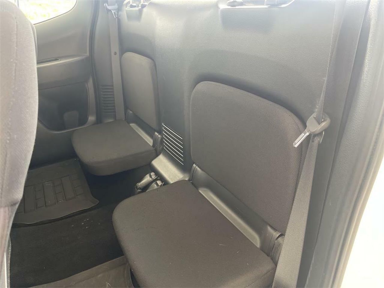 Nissan Navara KC Ch. Cab. 2.3dCi EU6 120kW Visia - Foto 2