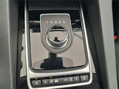 Jaguar F-Pace 2.0L i4D AWD Automático Portfolio