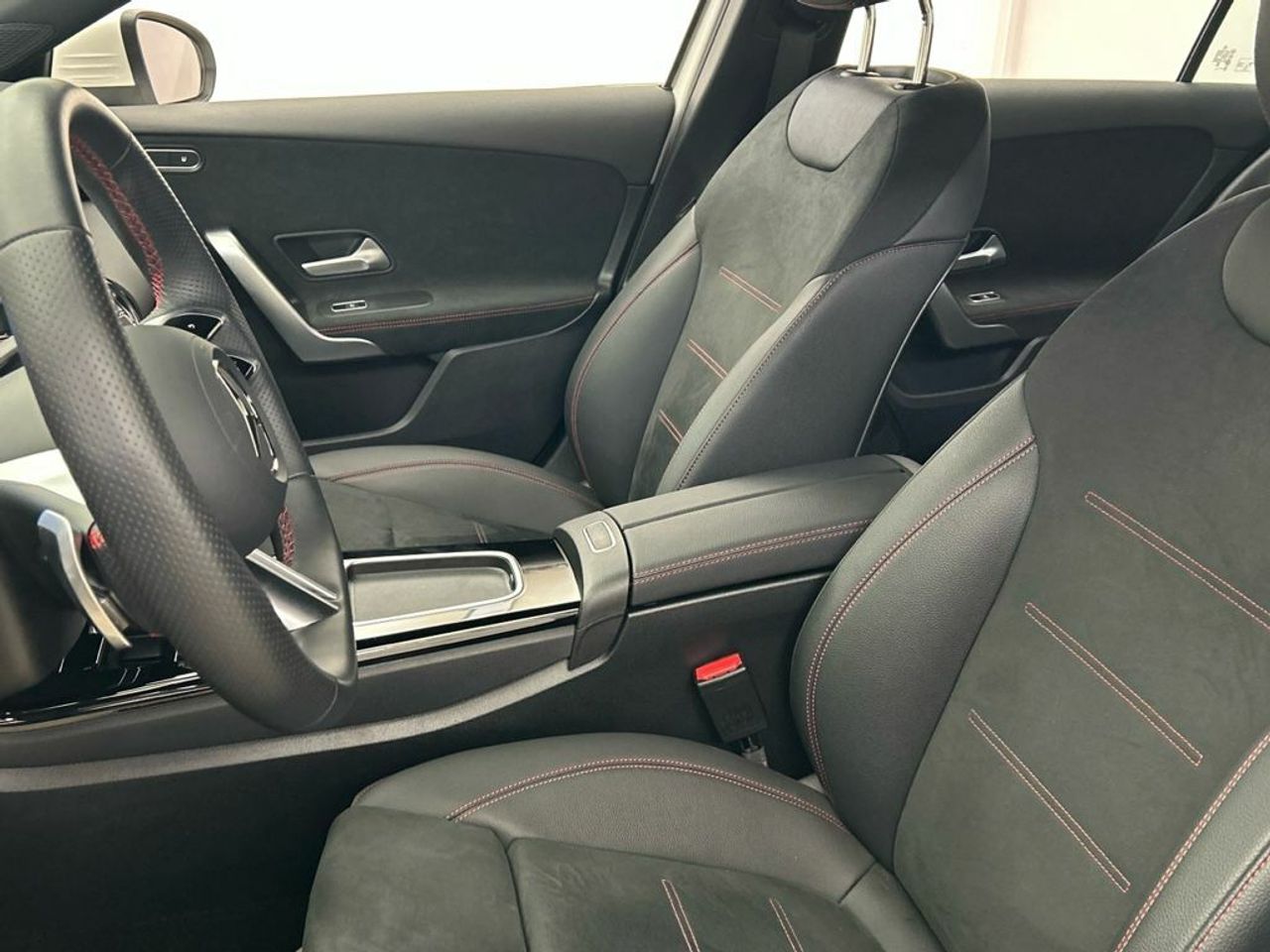 Mercedes Clase A 250 e Berlina - Foto 2