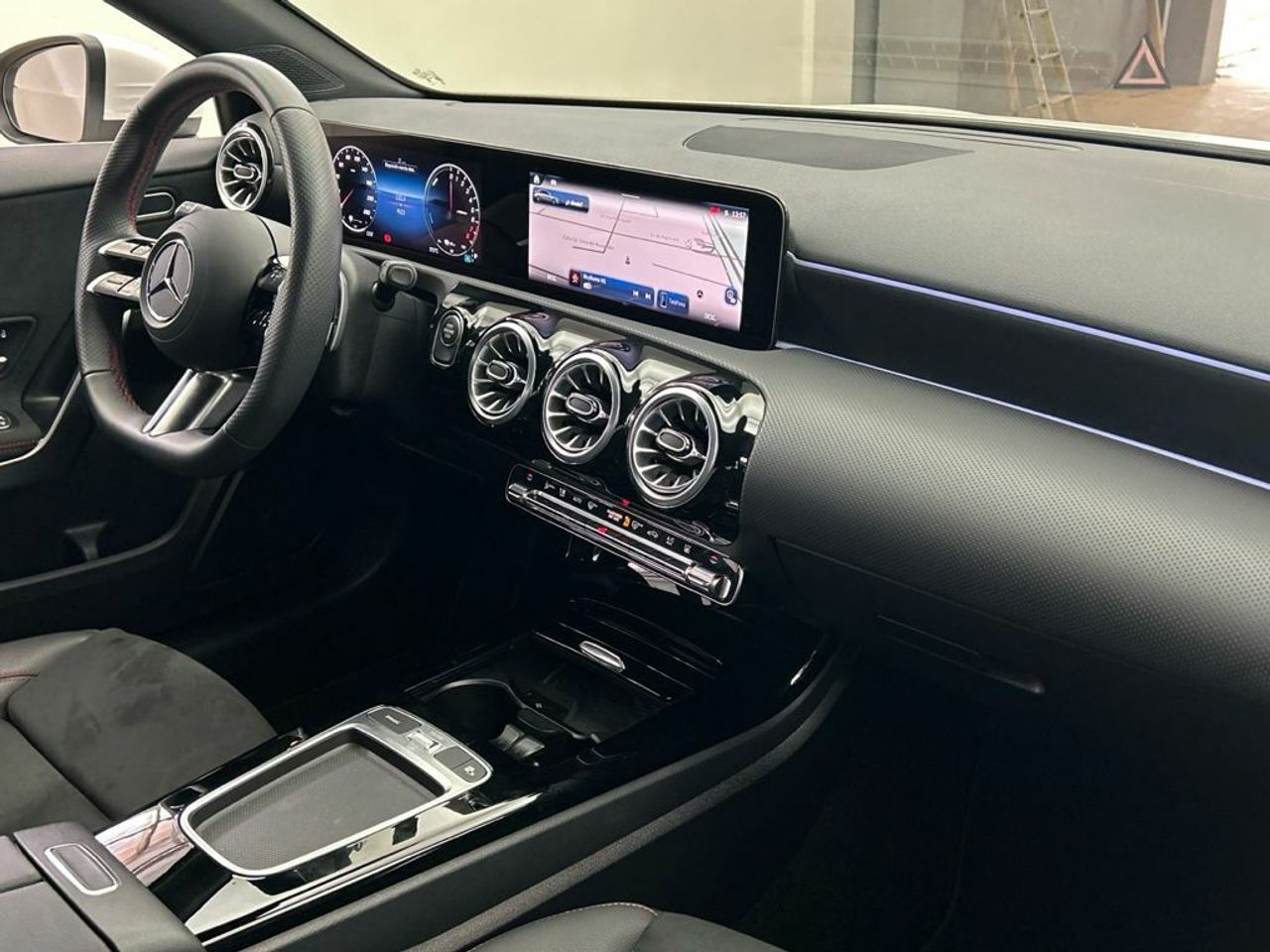 Mercedes Clase A 250 e Berlina - Foto 2