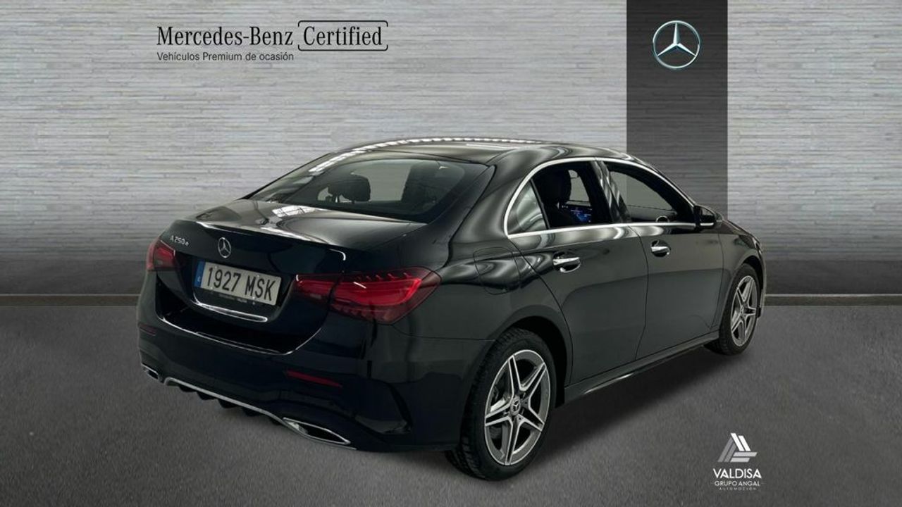 Mercedes Clase A 250 e Berlina - Foto 2