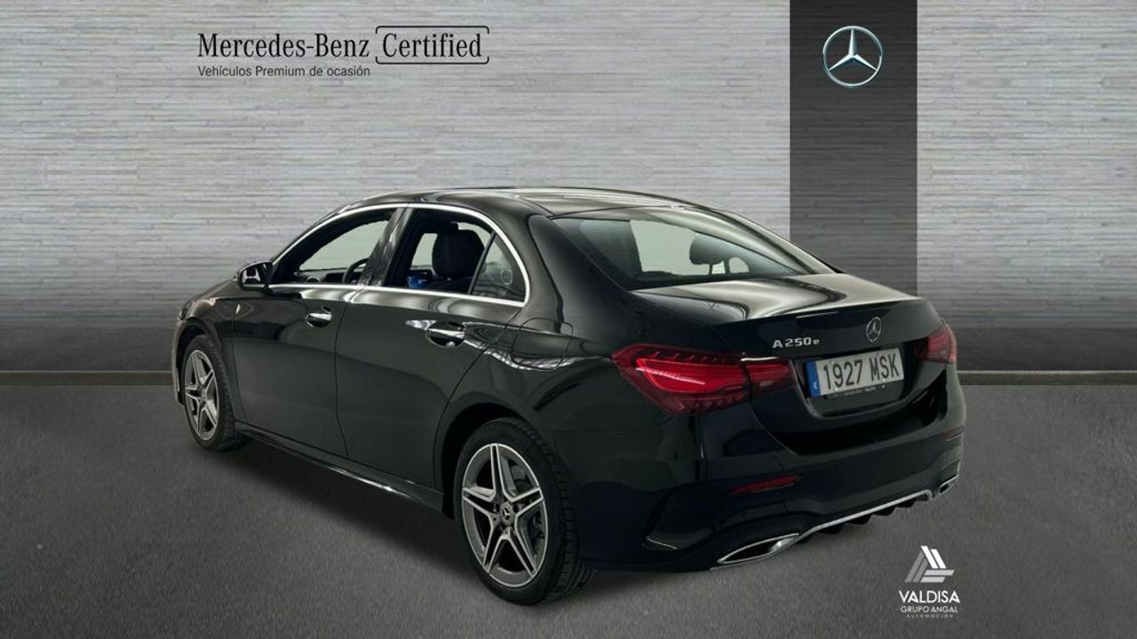Mercedes Clase A 250 e Berlina - Foto 2