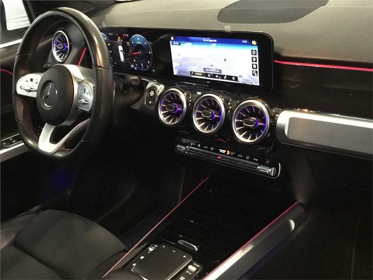 Mercedes Clase GLB 2.0 GLB 200 D DCT 110KW (150CV) - Foto 2