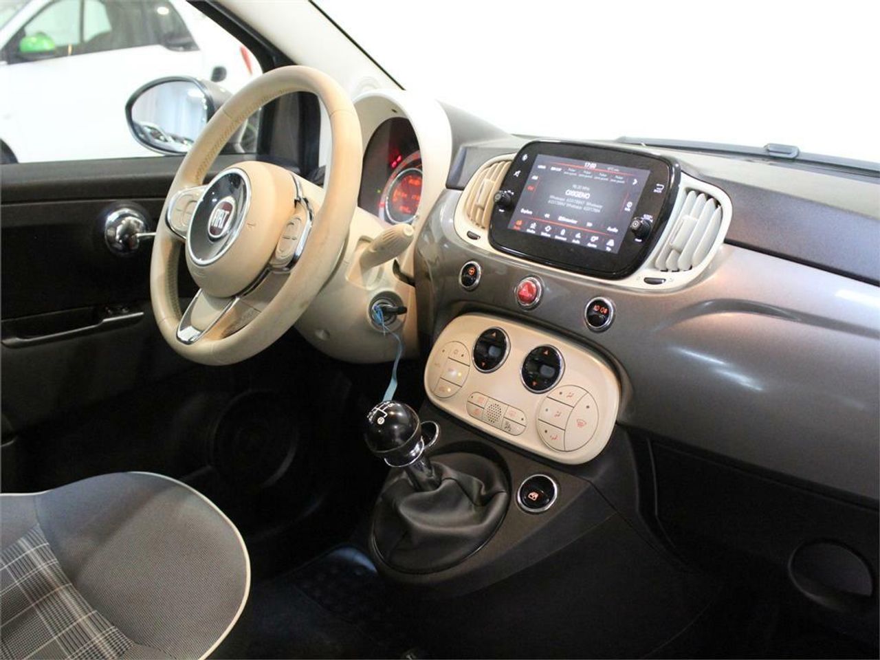 Fiat 500 Pop 1.2 8v 51KW (69 CV) - Foto 2