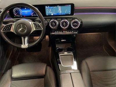 Mercedes Clase A 180 d Sedán