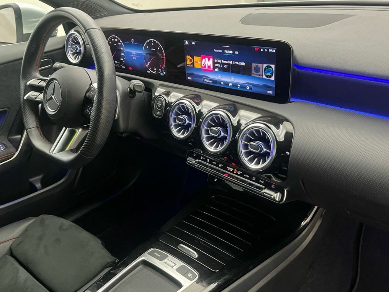 Mercedes Clase A 200 d Compacto - Foto 2