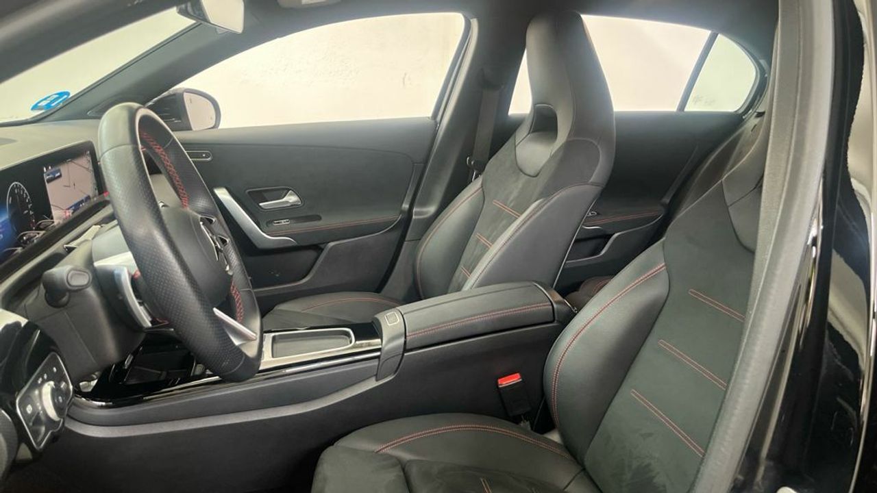 Mercedes Clase A 250 e Compacto - Foto 2