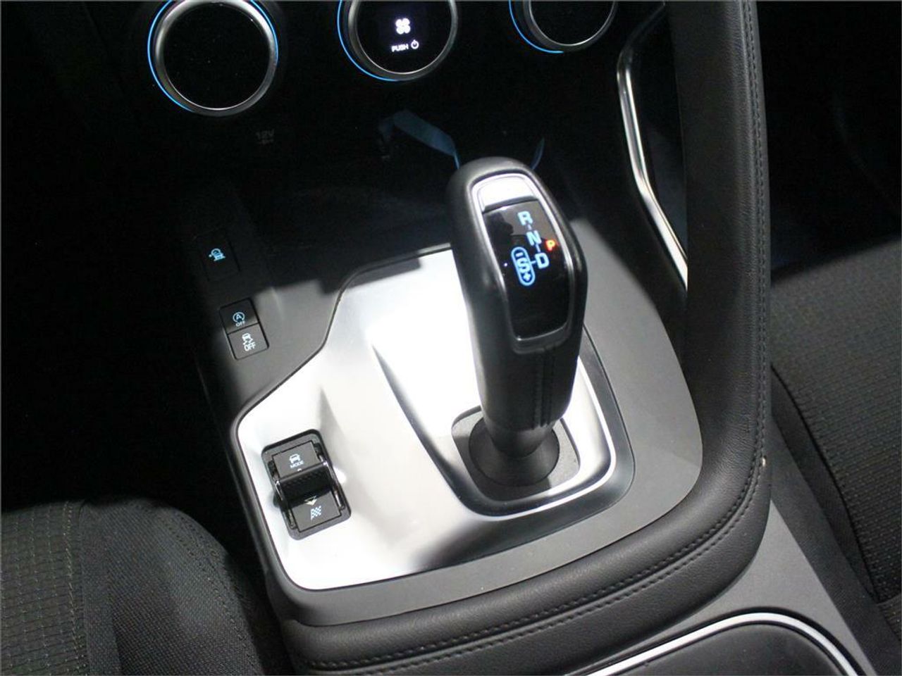 Jaguar E-Pace 2.0D 110kW 4WD Auto - Foto 2