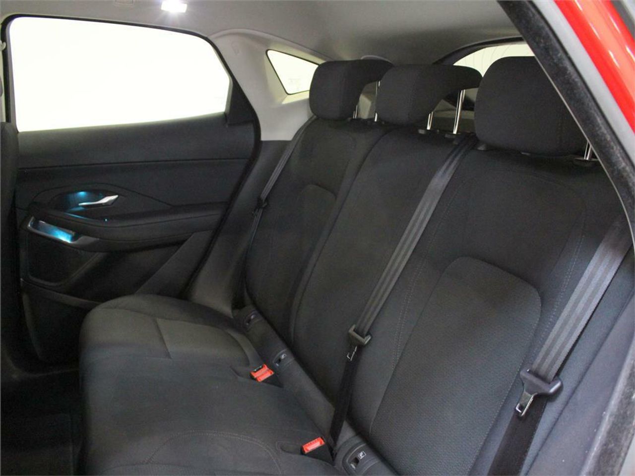 Jaguar E-Pace 2.0D 110kW 4WD Auto - Foto 2