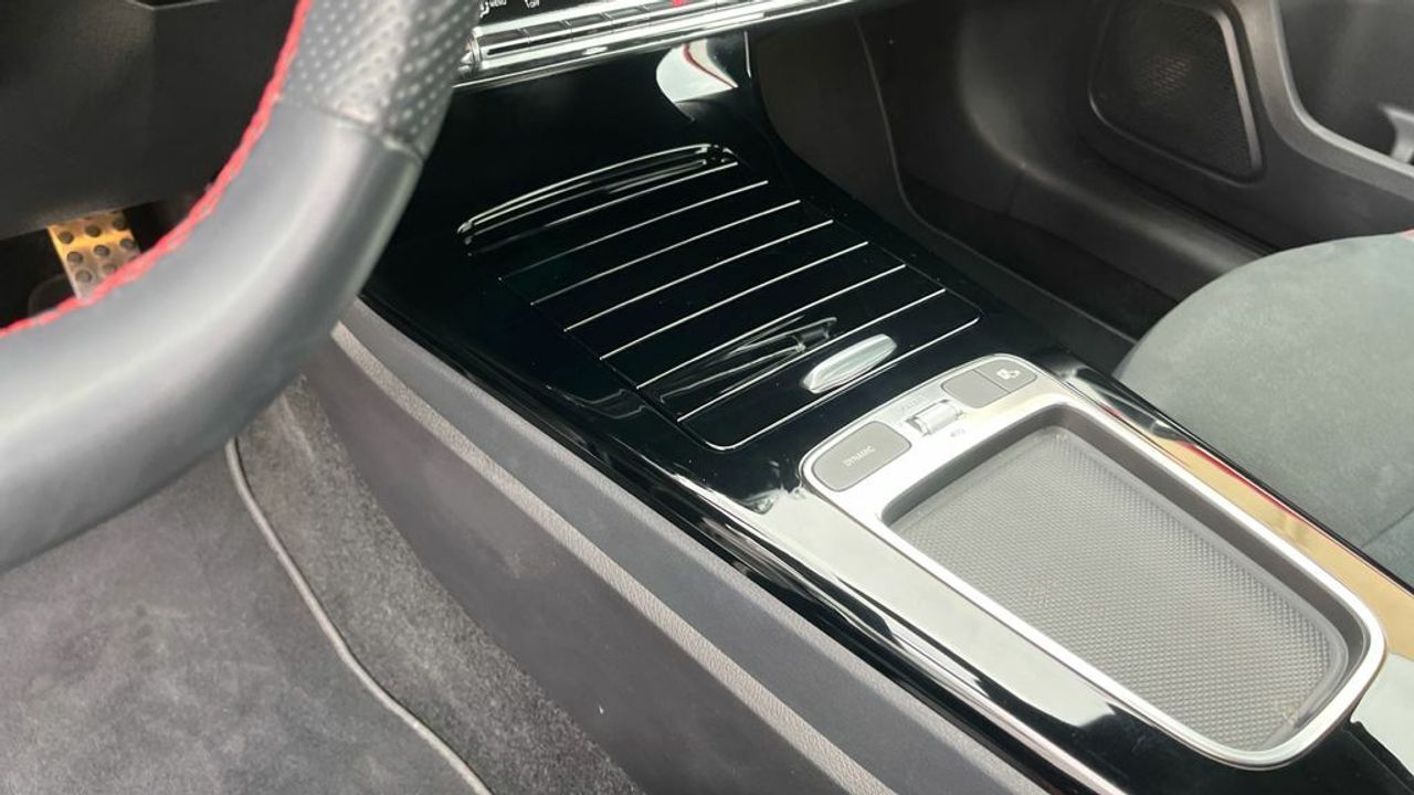 Mercedes Clase A 250 e Compacto - Foto 2