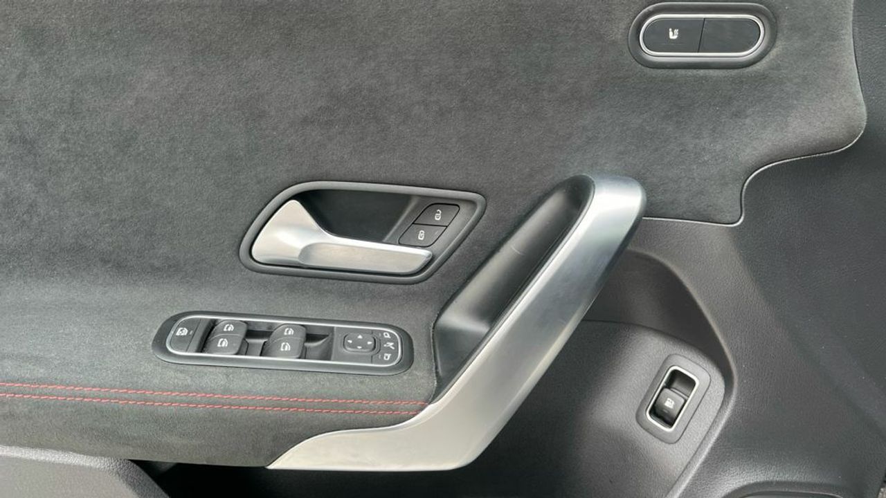 Mercedes Clase A 250 e Compacto - Foto 2