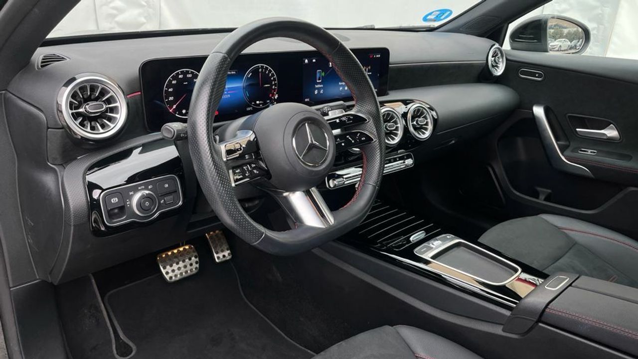 Mercedes Clase A 250 e Compacto - Foto 2